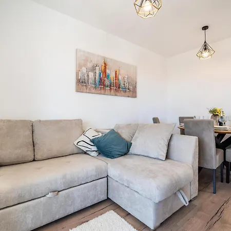 公寓 2 Bedroom Lovely In